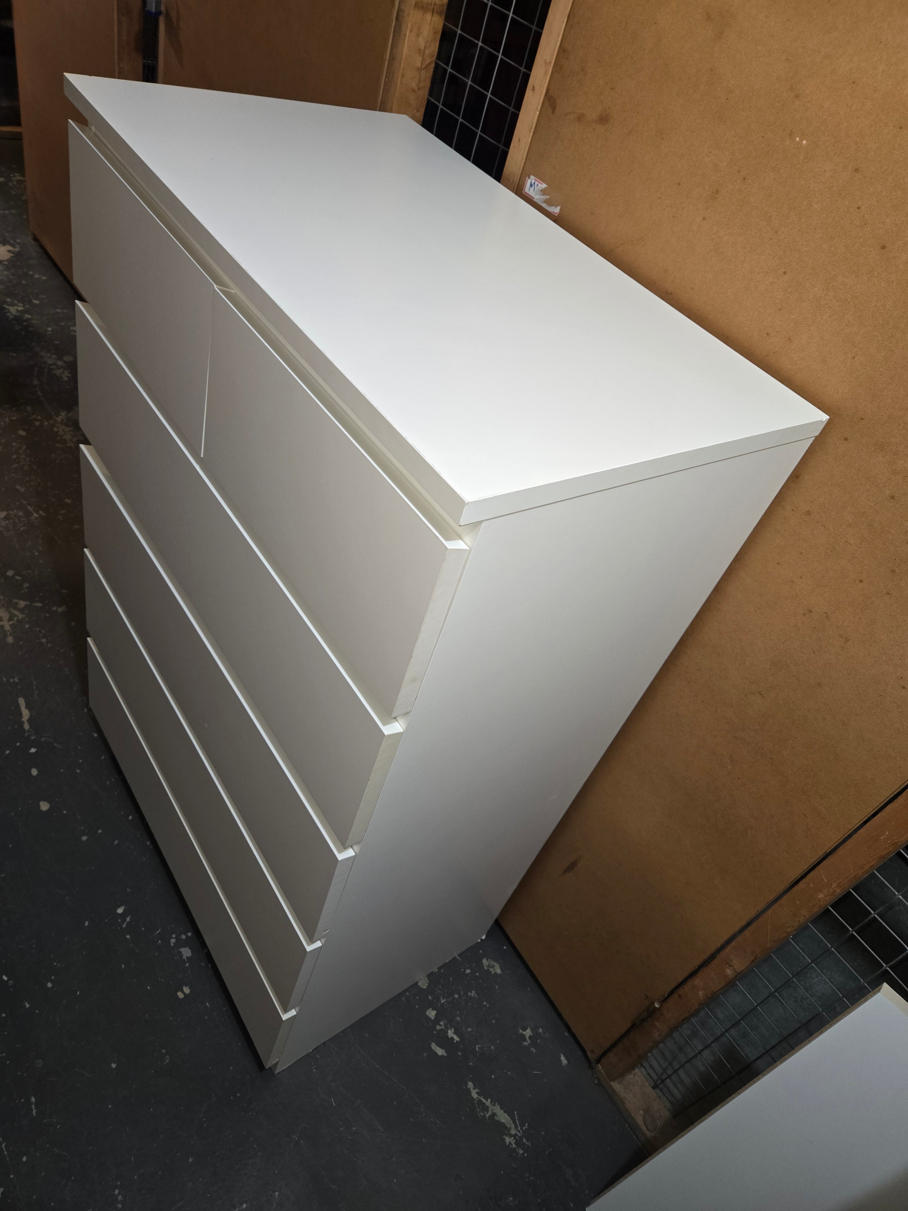 MALM 6 DRAW DRESSER WHITE OR BLACK