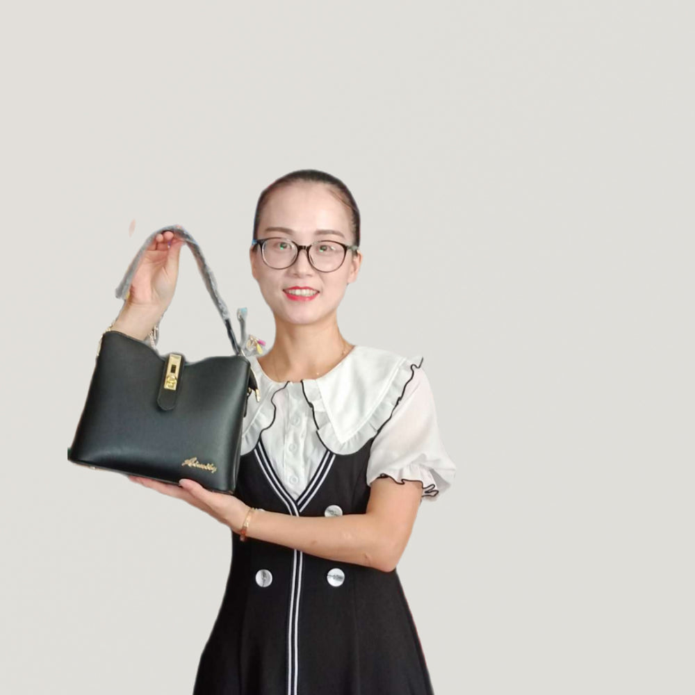 Trendy Women's Shoulder Handbag – Stylish Everyday Purse