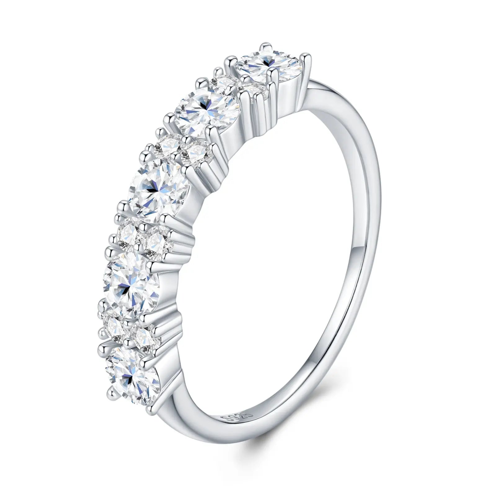 A Luxurious And Fashionable Minimalist Jewelry Ring Featuring Top-quality Moissanite, Made Of S925 Silver Electroplated With Platinum. Weselleverythingnow